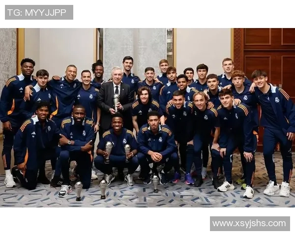 最佳后卫奖揭晓足球明星们的荣耀与奋斗之路 最佳后卫奖揭晓足球明星们的荣耀与奋斗之路